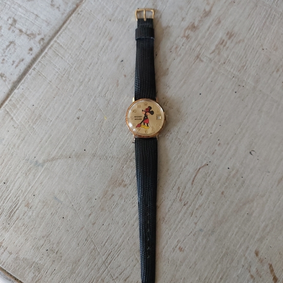 Elgin Mickey Mouse Vintage Analog Watch Rare Unisex